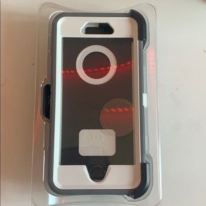 never opened otter box phone case